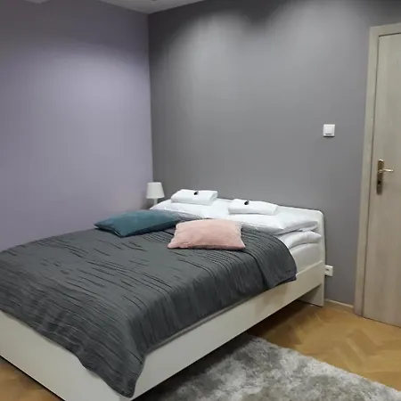 Bed & Breakfast Gallery *
