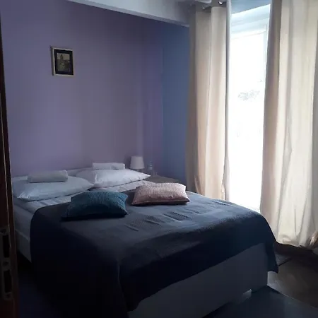 Gallery Bed & Breakfast Warsaw
